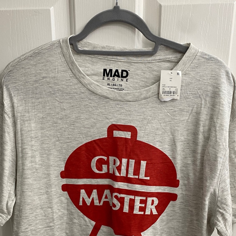 Mad Engine Tshirt XL Grill Master NWT